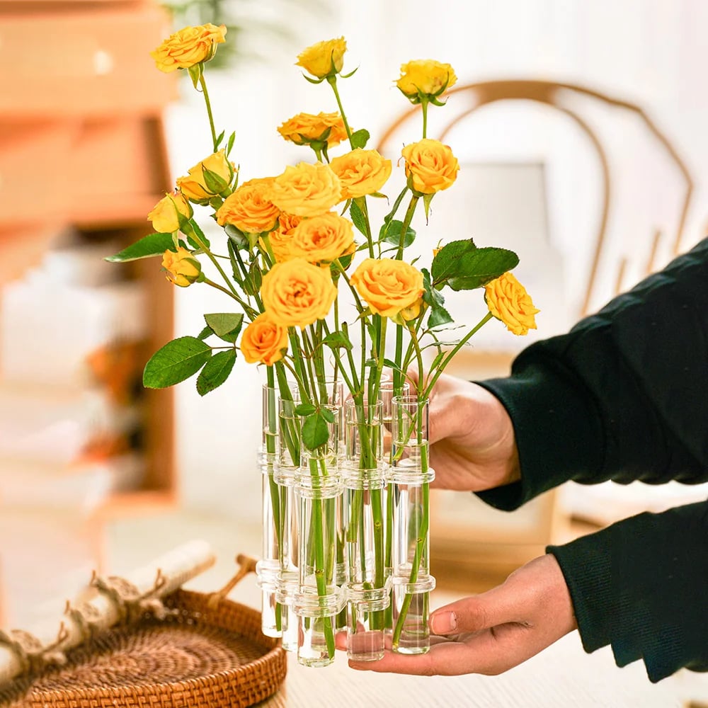 FlexiVase Sublimate your flowers with elegance