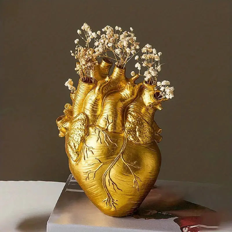 Dorsø - Ceramic Heart Vase