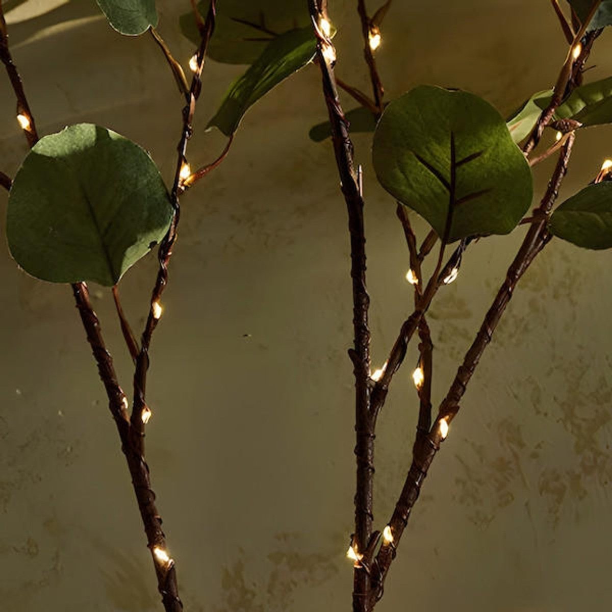 Flexible LED branch lamp with warm light tone