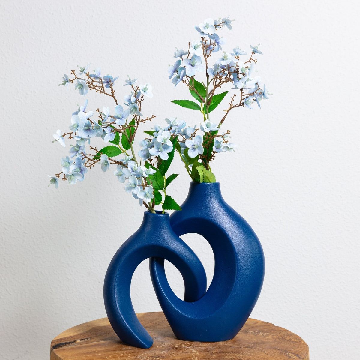 Gleora - Intertwined Flower Vase