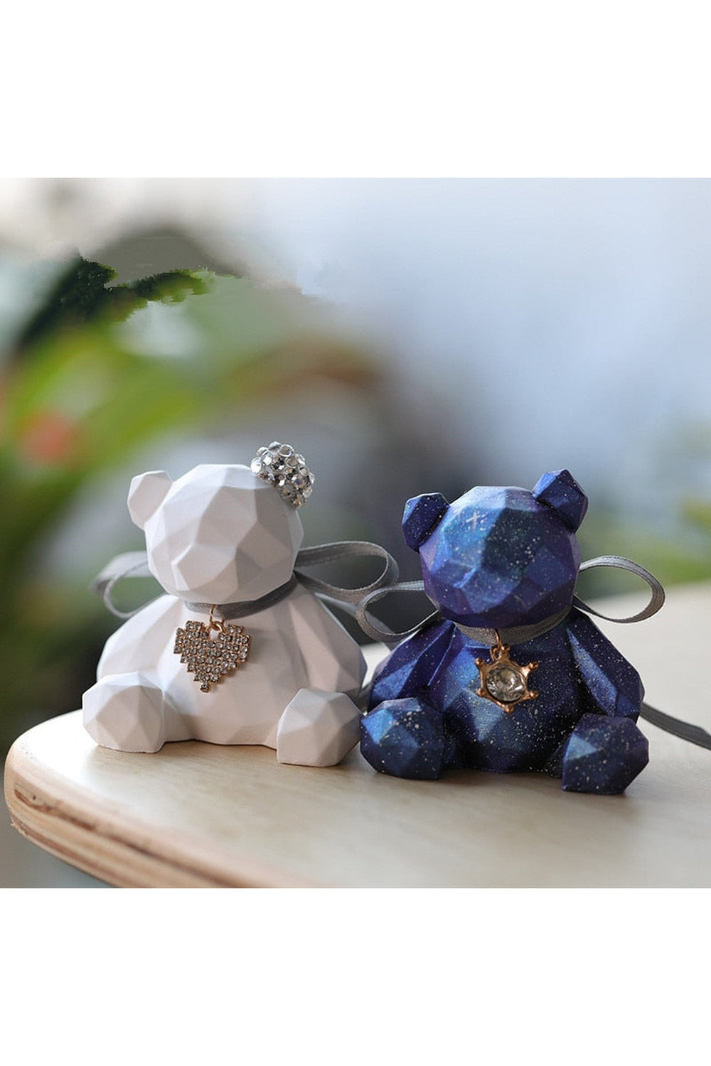 Stereo Bear Candle Shape