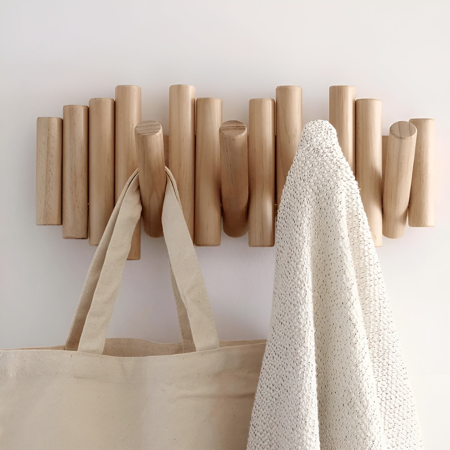 Handcrafted wooden shelf – Decorative and high quality | Perfect for stylish storage