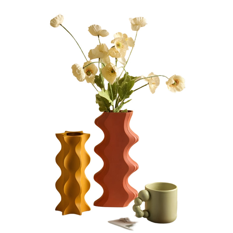 Elegant ceramic design for elegant flower arrangements